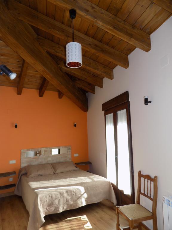 Casas Rurales Las Eras III Ayllón Екстериор снимка