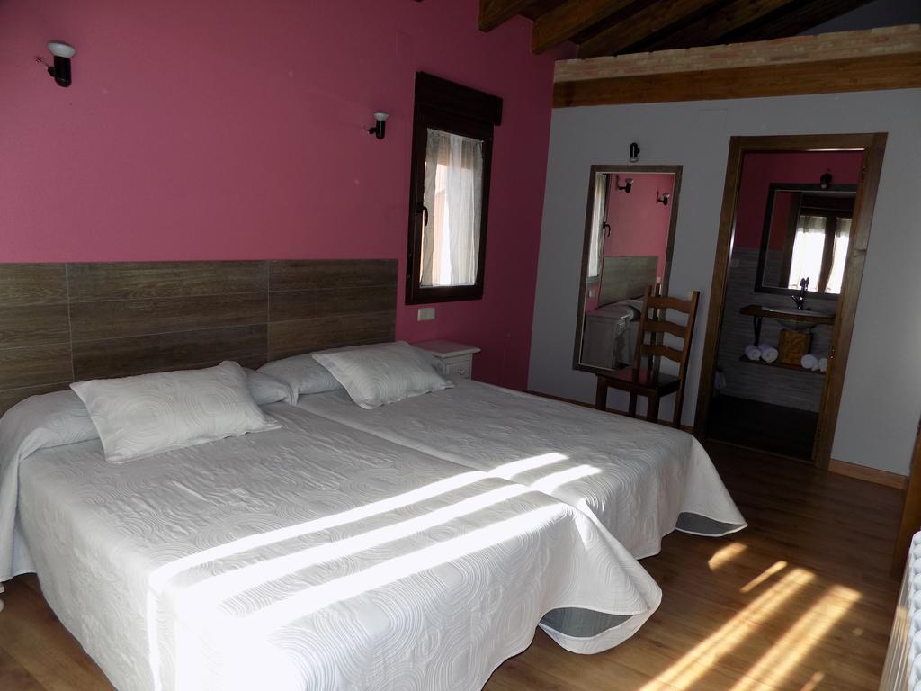 Casas Rurales Las Eras III Ayllón Екстериор снимка