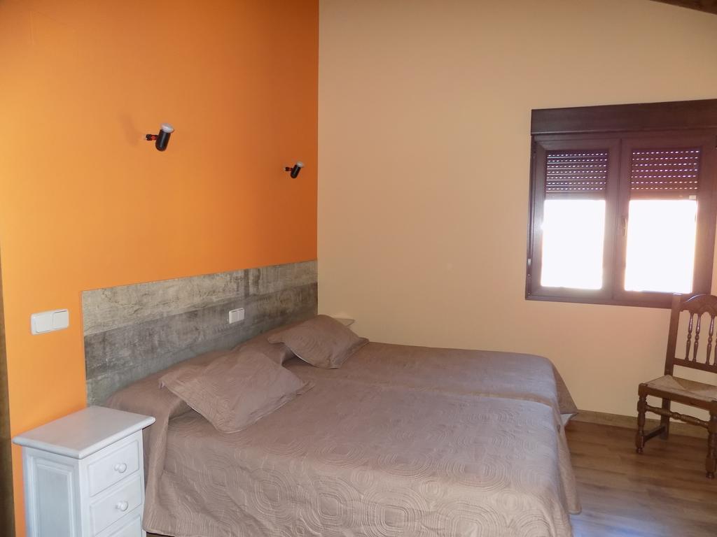 Casas Rurales Las Eras III Ayllón Екстериор снимка